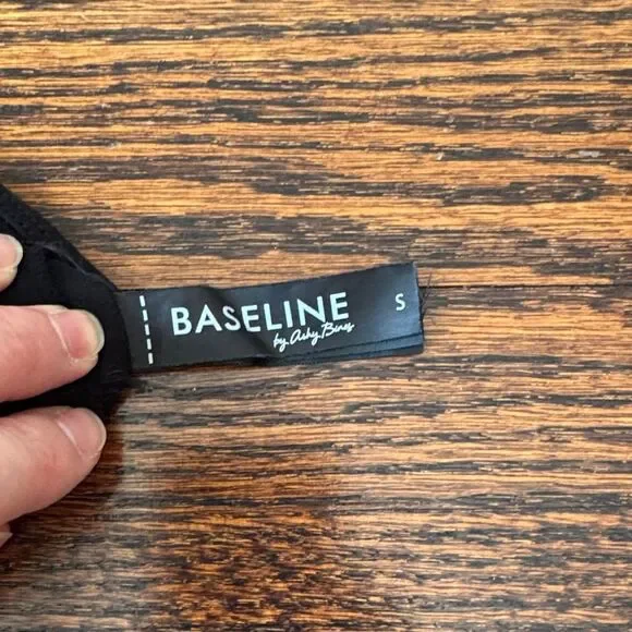 Baseline - Classic Black Racerback Sports Bra (size s but fits like xs) - Picture 2 of 3